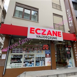 Eczane Cephe Tabelası, Valideçeşme Eczanesi