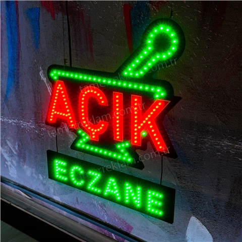 Eczane Açık Tabelası Havan Figürlü Yeşil